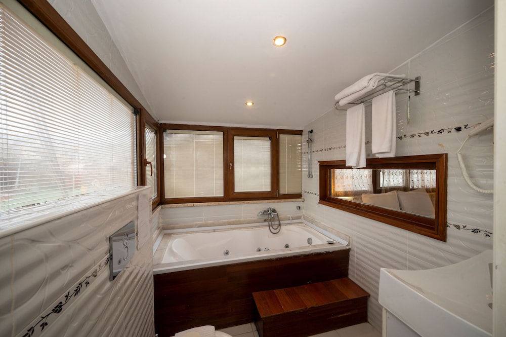 Fuat Bey Palace Otel & Spa - Image 89