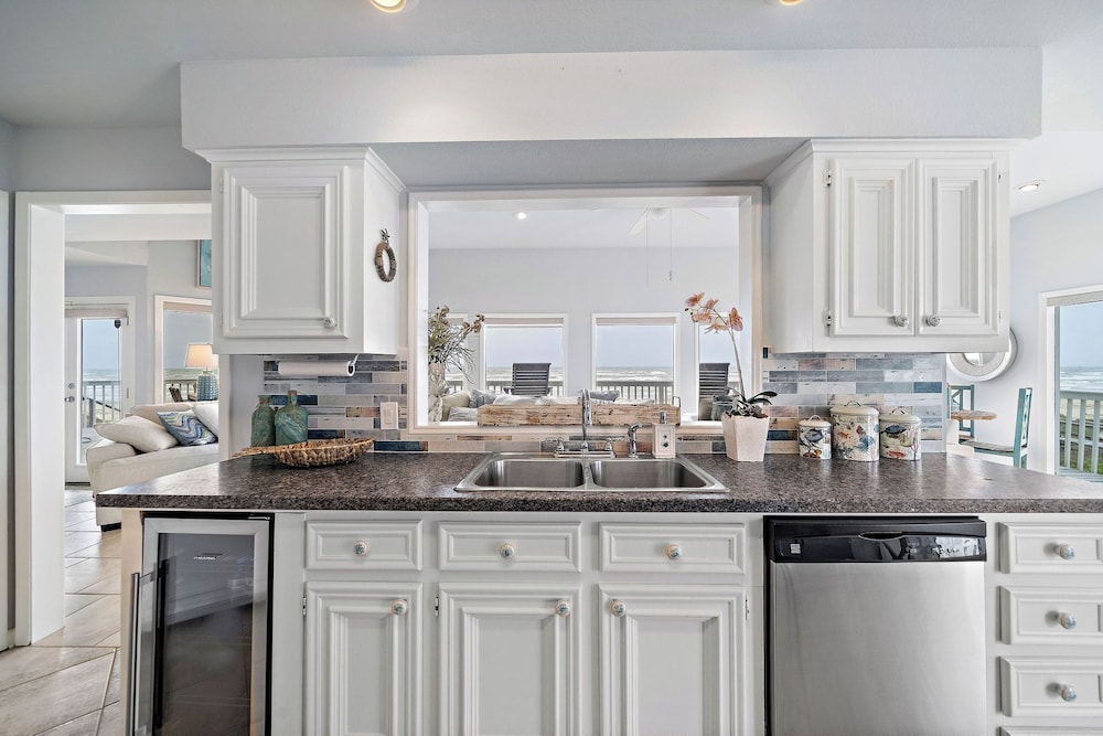 Butterfly Dunes by Ryson Vacation Rentals