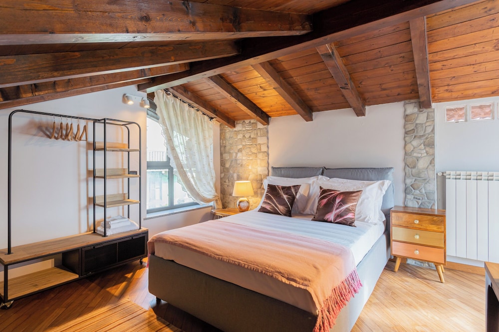 Villa Castello by Rent all Como