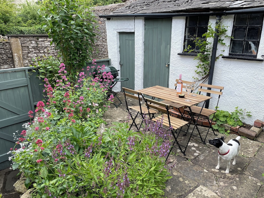 Fettlers Cottage, 51 High Street