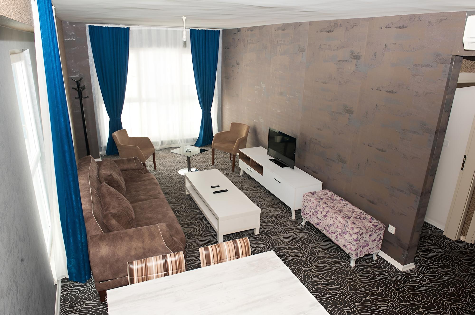 N Suites