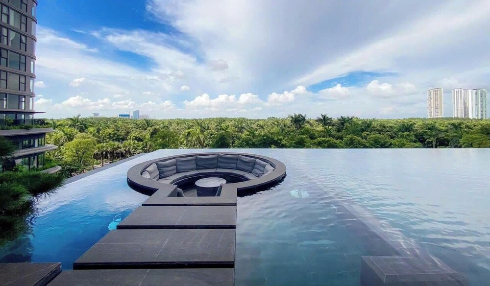 Sakura Homestay - Landmark Ecopark