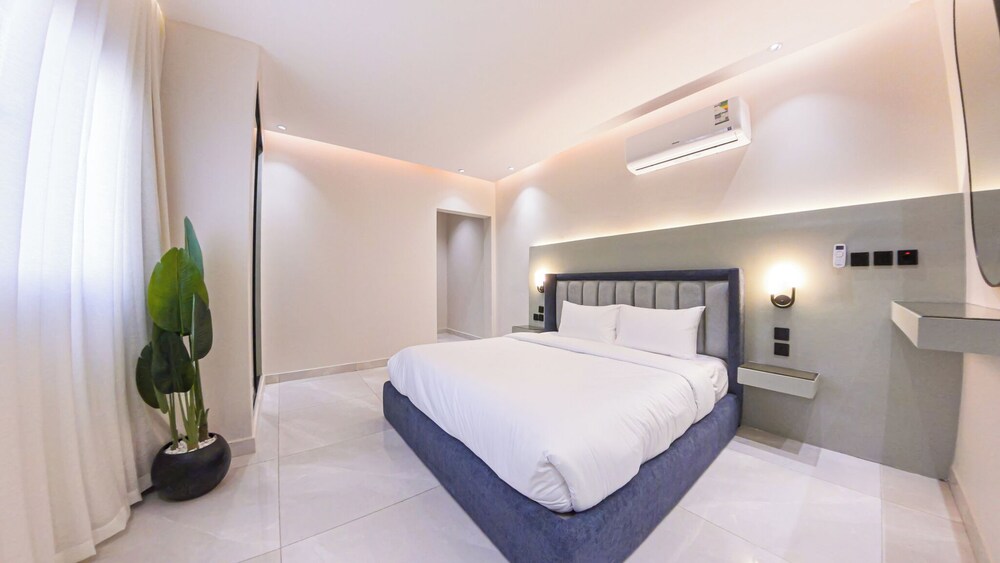 Hometel Rawda
