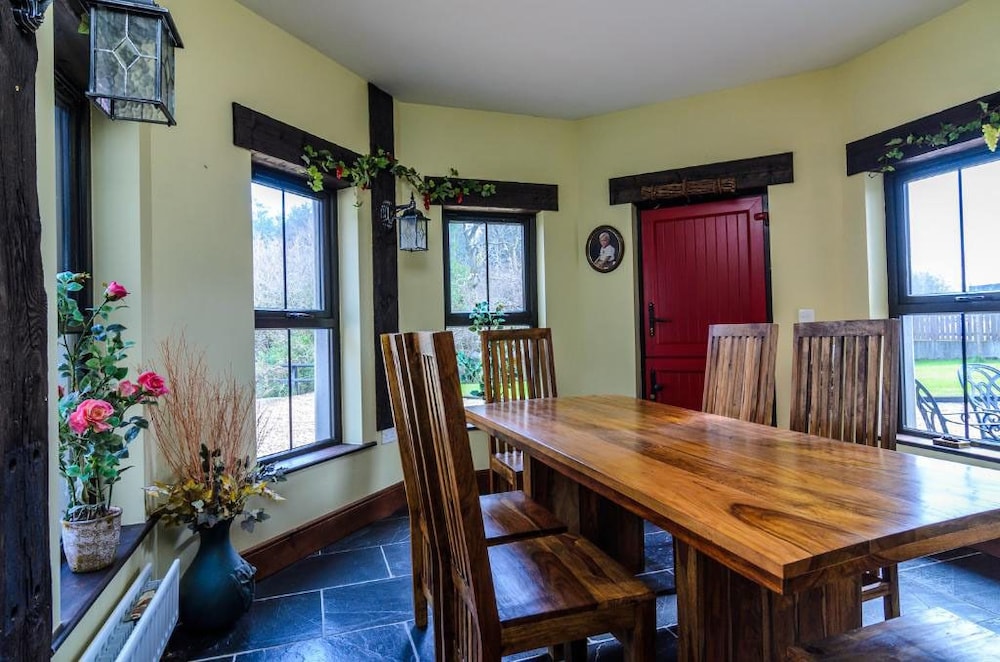 Kesh Country Manor
