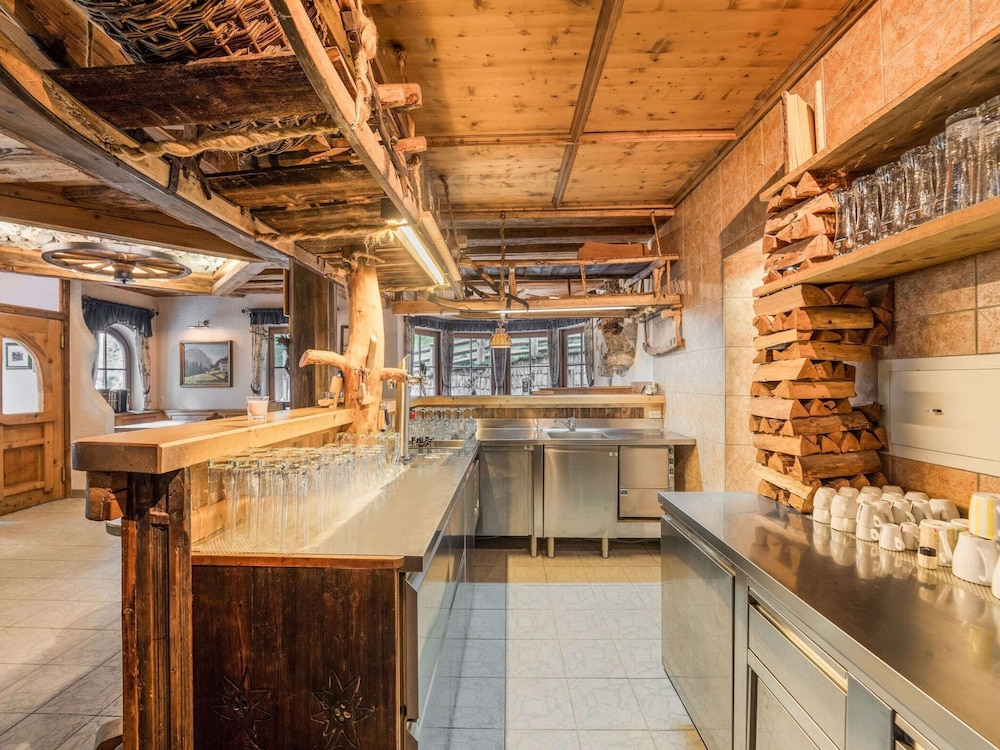 Quaint Alpine hut in the Stubaital With Sauna