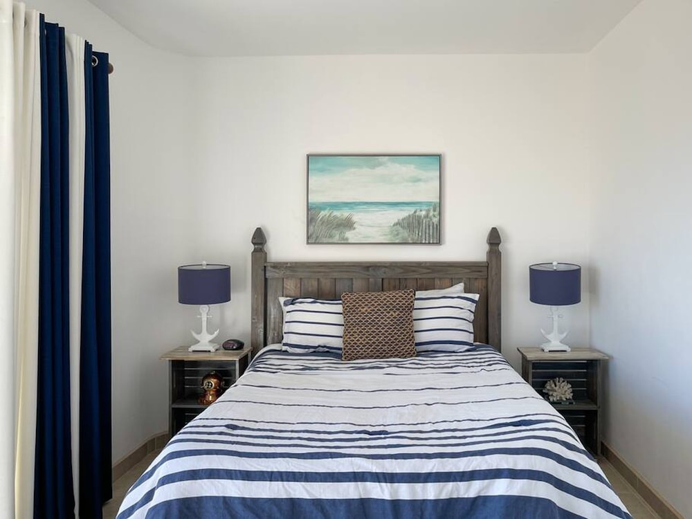 Glamorous Fully Equipped Condo With Amazing Sunset