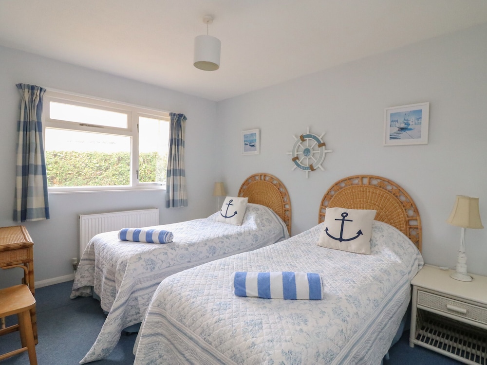 Woodlands Cottage view 5