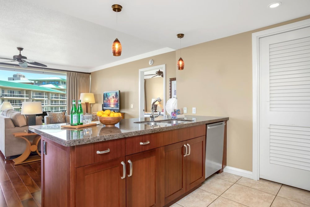Honua Kai Hokulani 3 Free Rental Cars KBM Resorts Most Stunning Views 3 Units, 7 Bedrooms Ml-1946