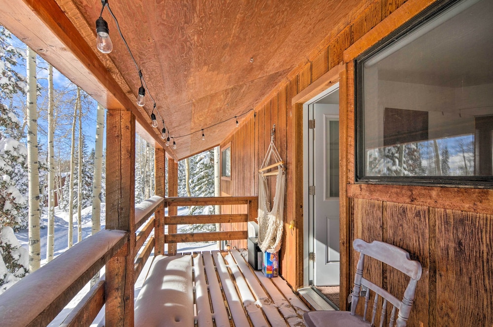 Sleek Eagle Point Resort Utah Vacation Rental view 2