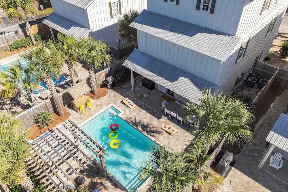 Luxury Living Miramar Dream House Retreat 5 Bedroom Home