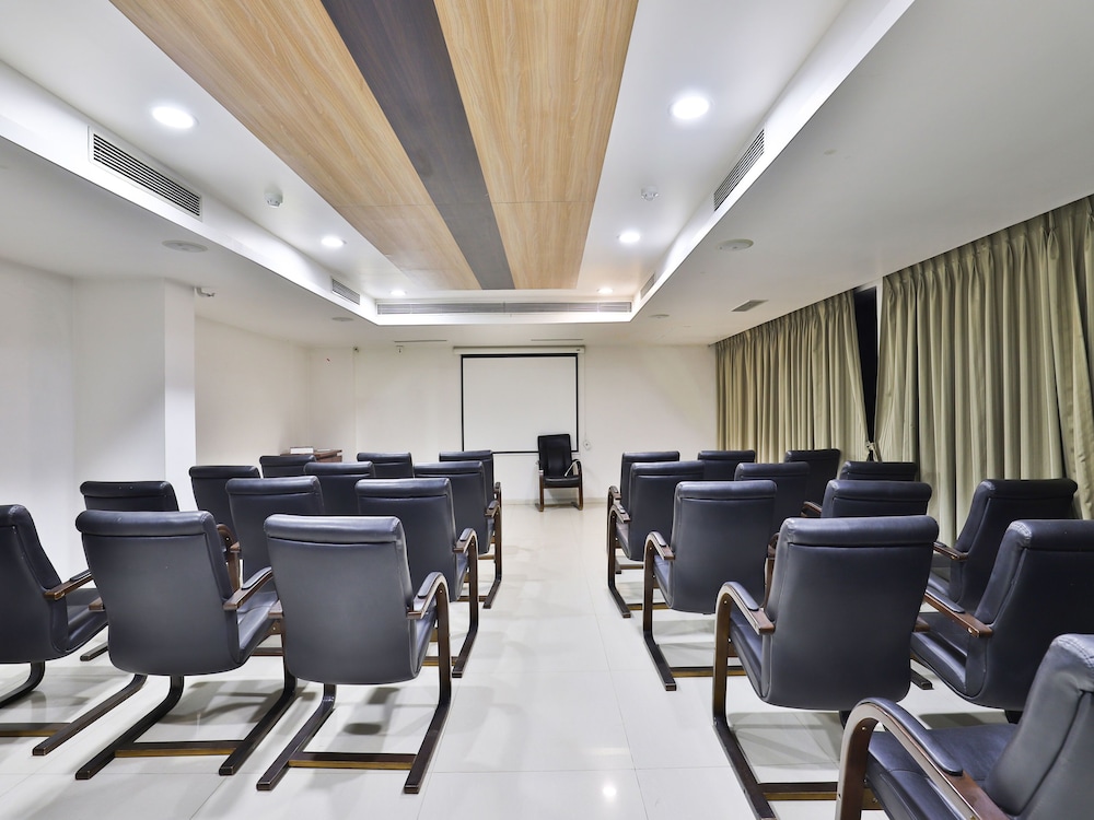 meeting & event spaces