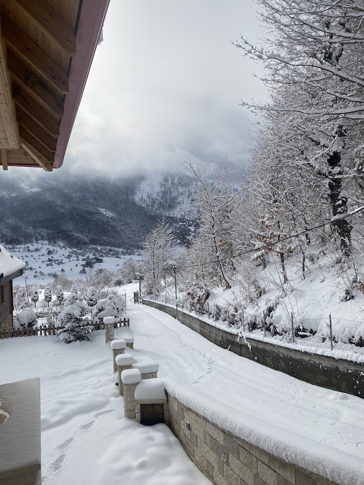 Joen Village