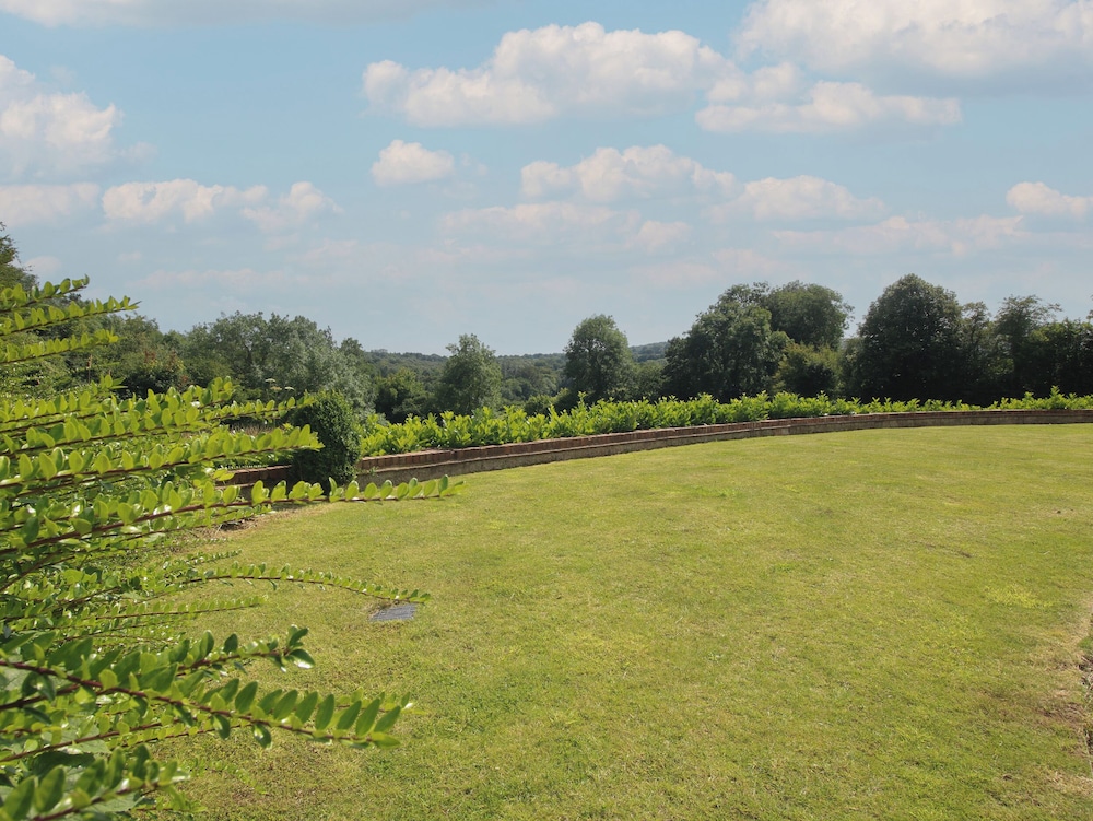 Foxholes Barn, photo 17