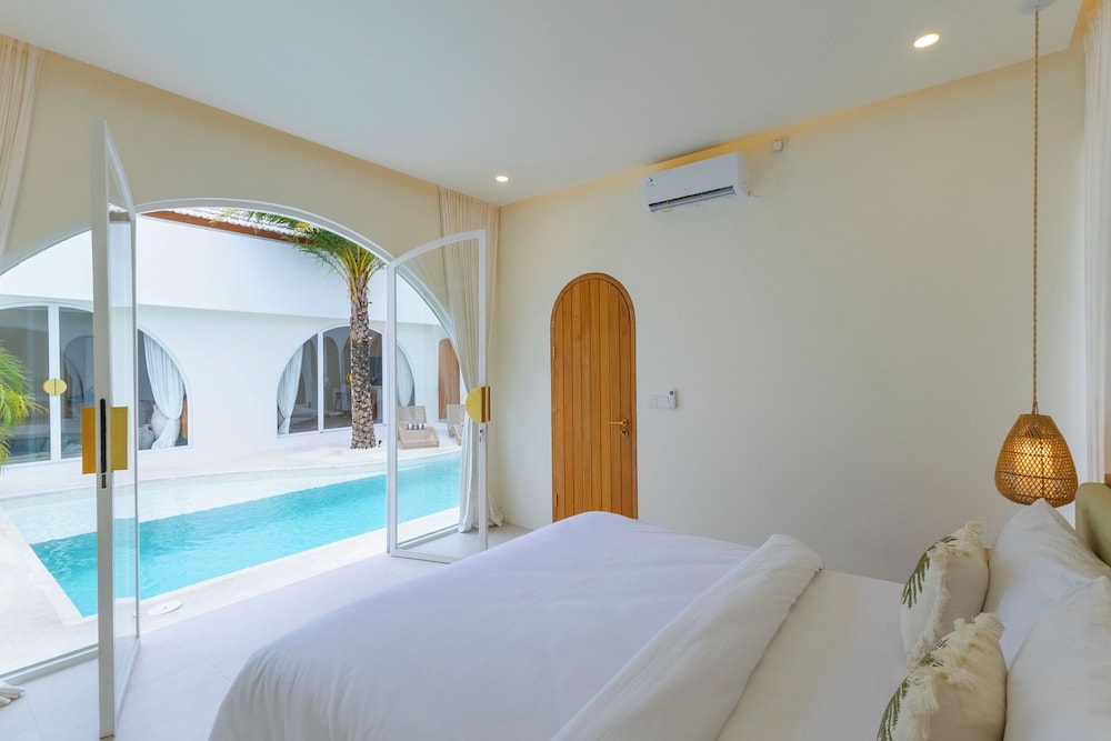 Villa Nokanhui by Pertama Management