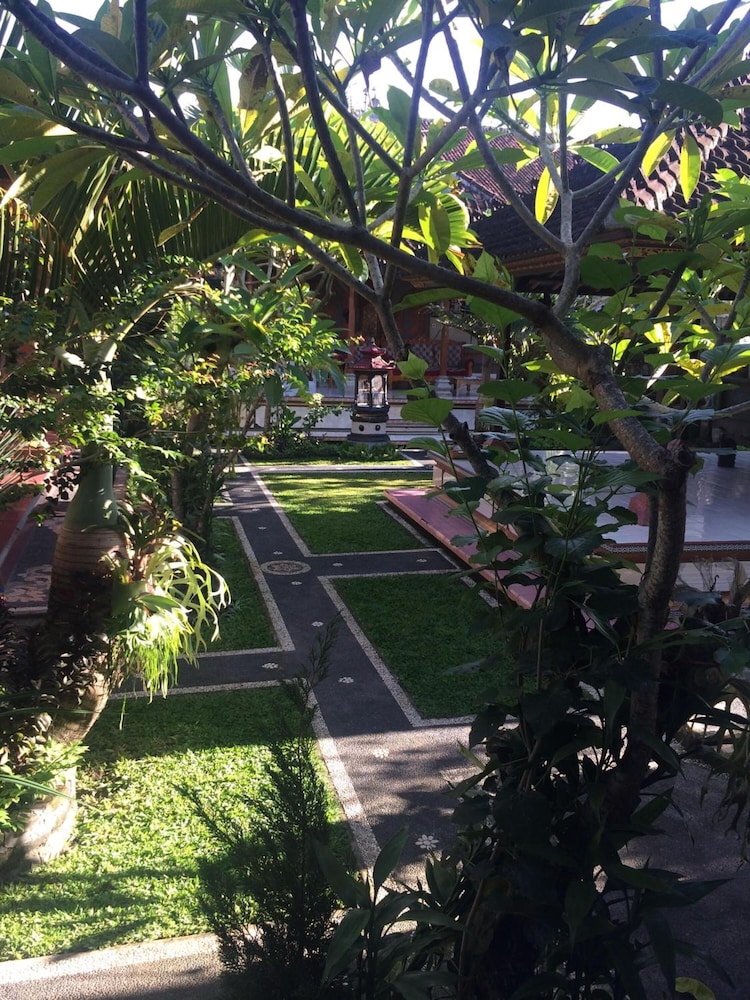 Pondok Ayu Homestay view 3