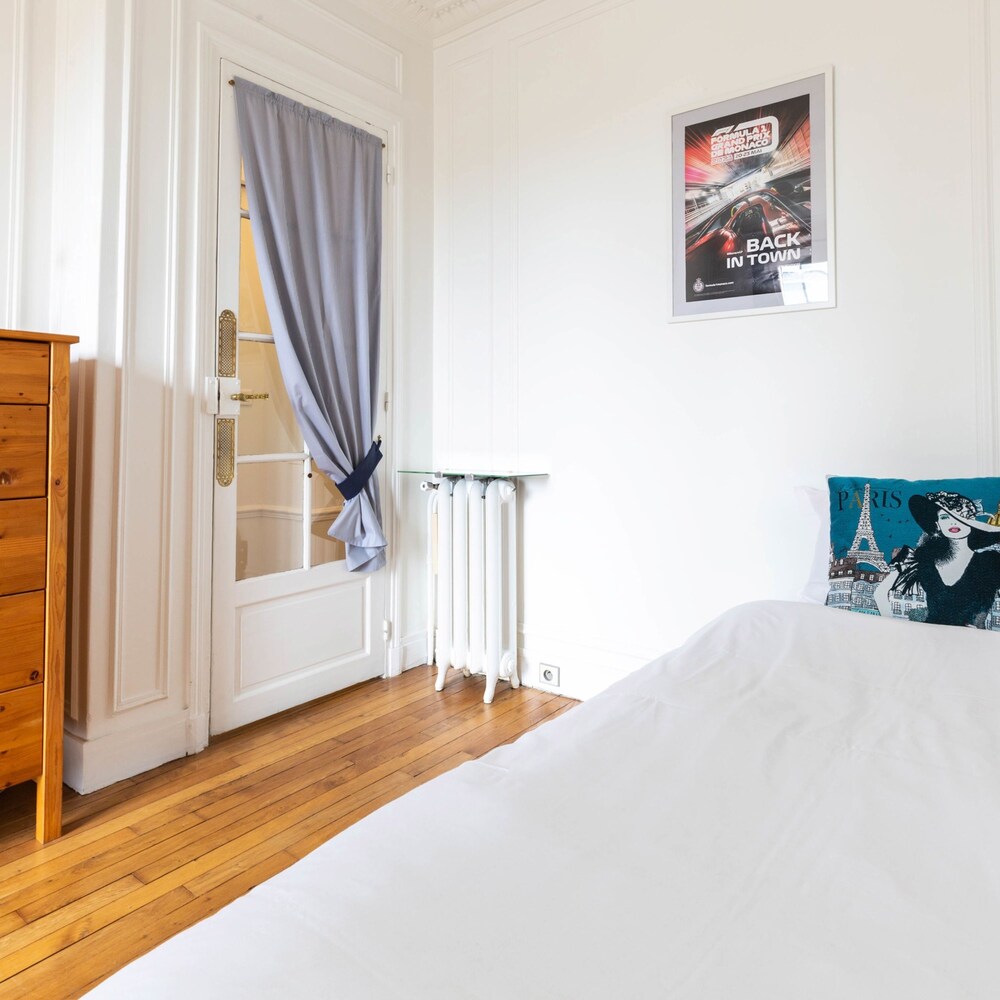 Zola Riverview Great 2 Bedroom in Paris