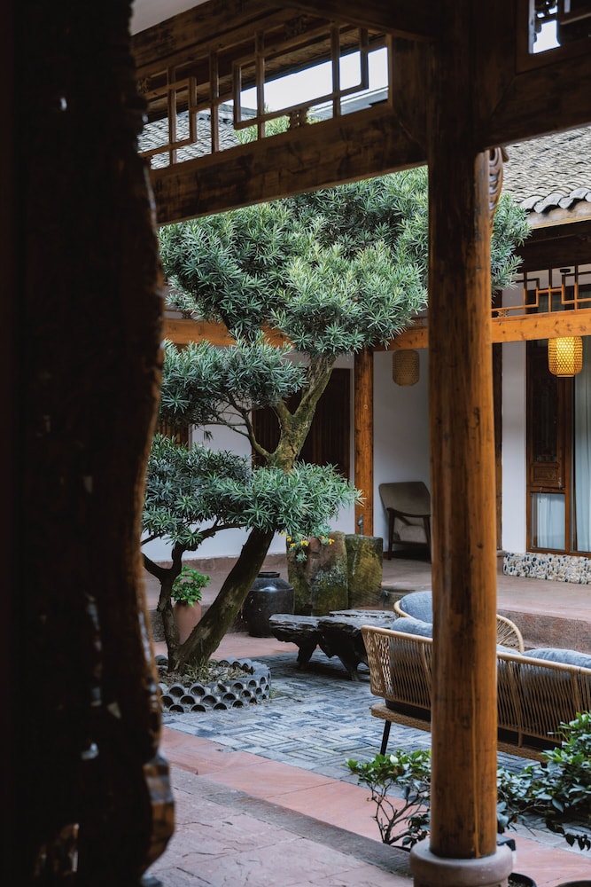 Jinfuyi hotel