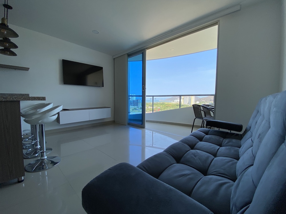 Apartamentos SOHO - Oasis Cerca al Mar