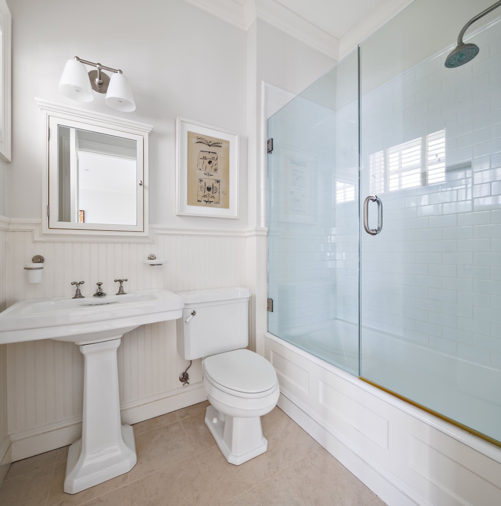Oceanstone by Rove Estate w Pool Beach Access