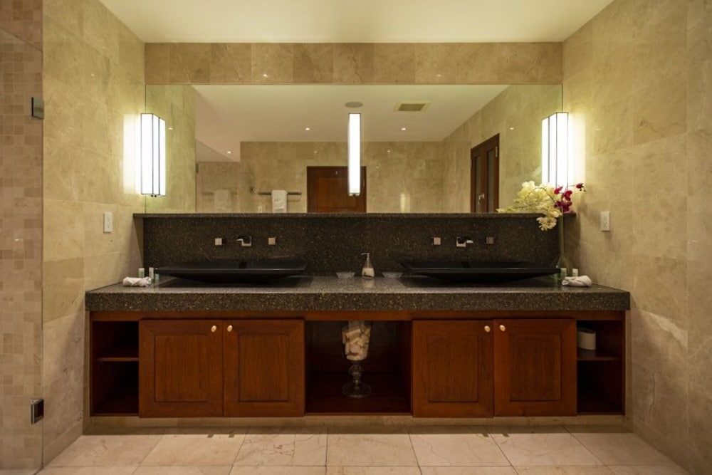Portico 1 by Barbados Sotheby's International Realty