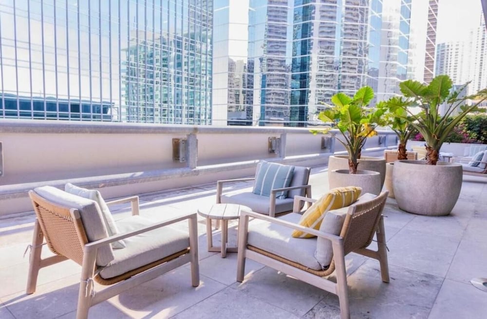 Brickell Floor 31 Sea View-Free Parking by Palermo Home