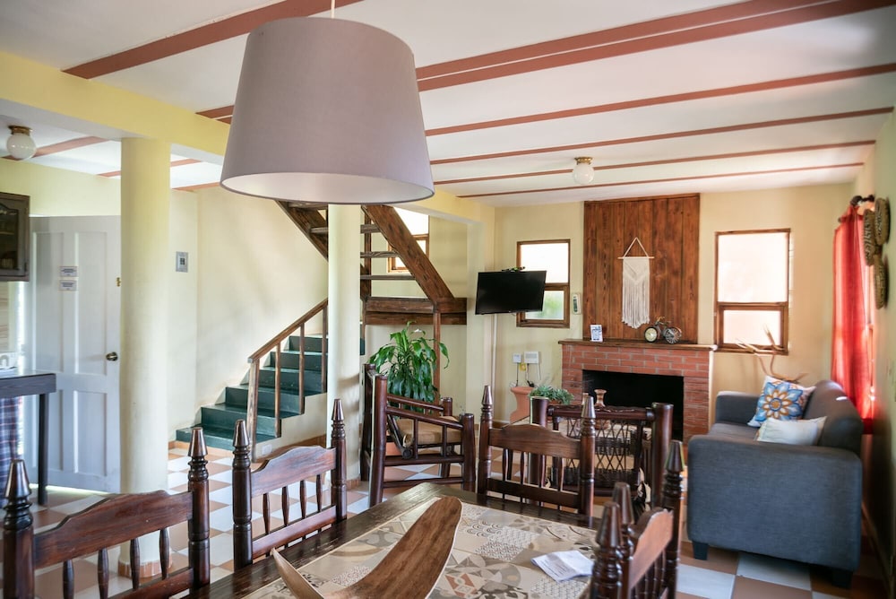 Altocerro Villas Hotel & Camping