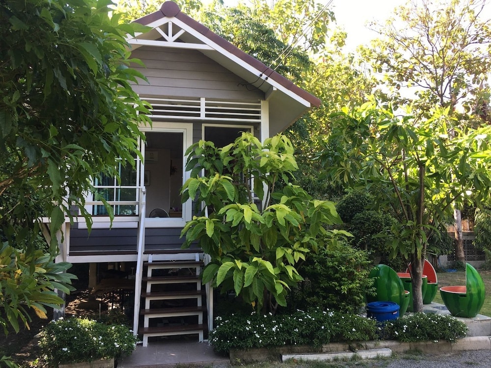 Chomtawan Home view 4