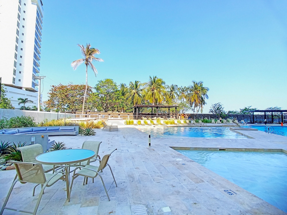 Exclusive Apartasuites Reserva del Mar