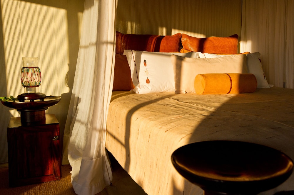Makumu Private Game Lodge
