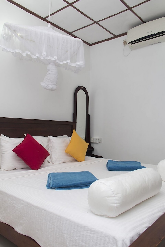 Thuruliya Lodge Habarana