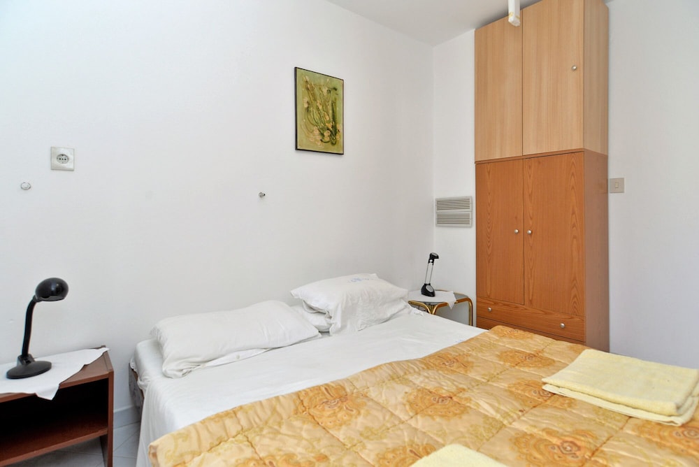 Apartment Josip 828