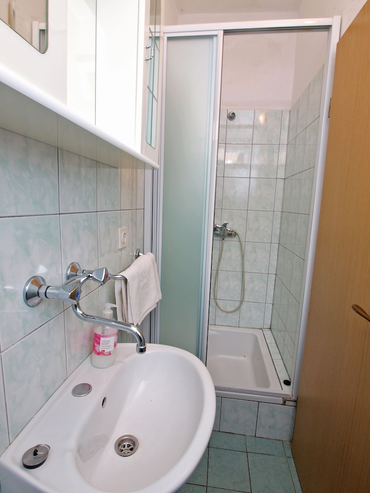 Apartment Ana 1068