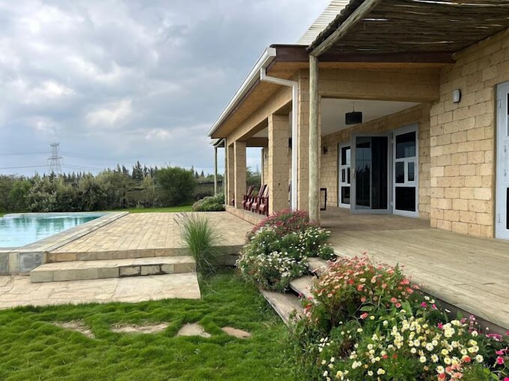 Lux Suites Leilani Annex Naivasha