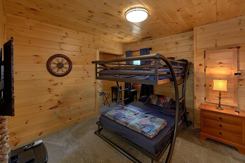 Grand View Apartment 4