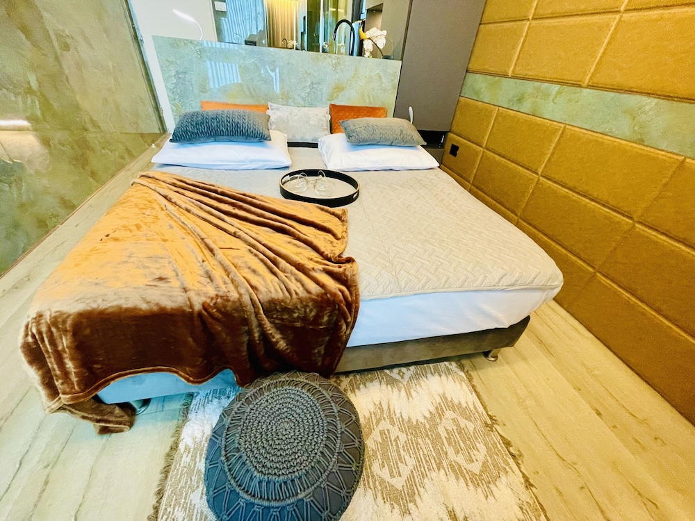 Carmel Holiday Apartments