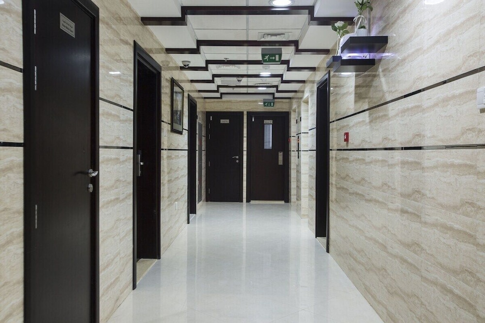 Epic Partition Room in Barsha Near Metro