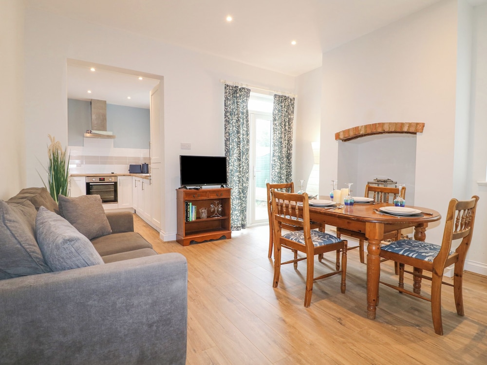 Alfreton Cottage