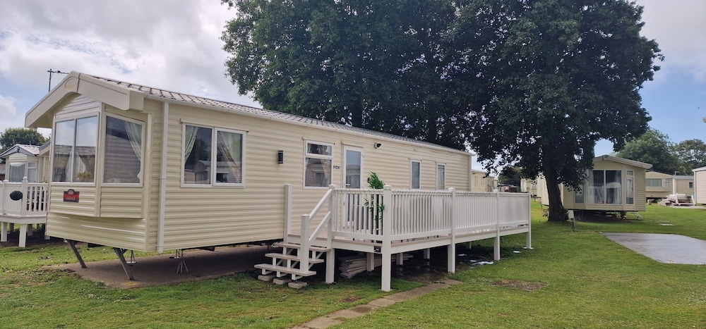Dover Vacations - Dashortbreaks-stmargaretsbay-wifi-parking - Property Image 1