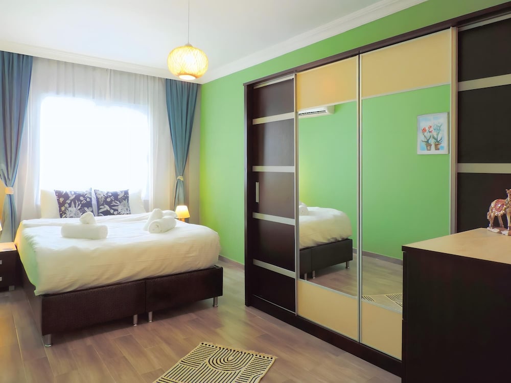 Centrally Located Flat 5 min to Ozdilekpark Mall