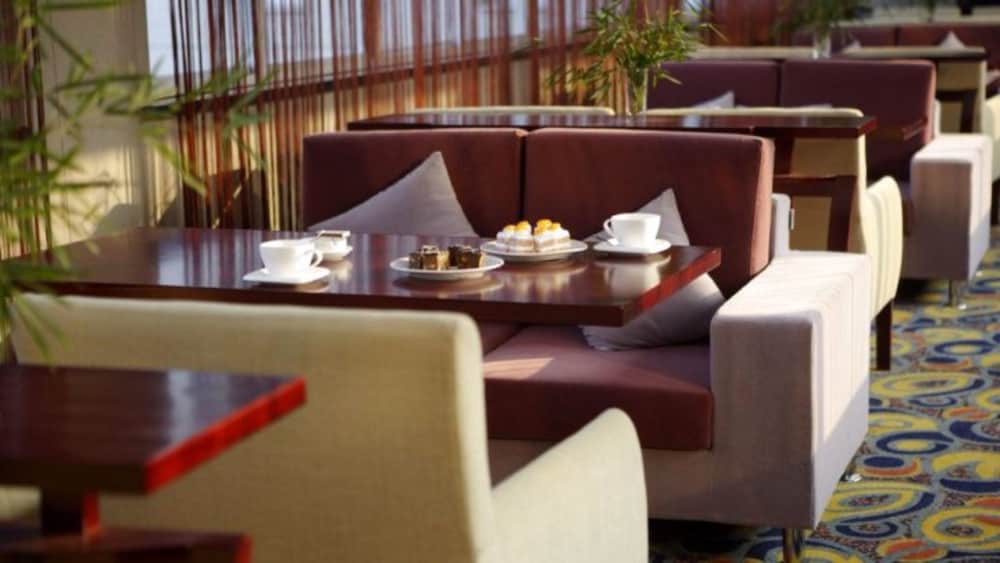 S&N Niutoushan Resort