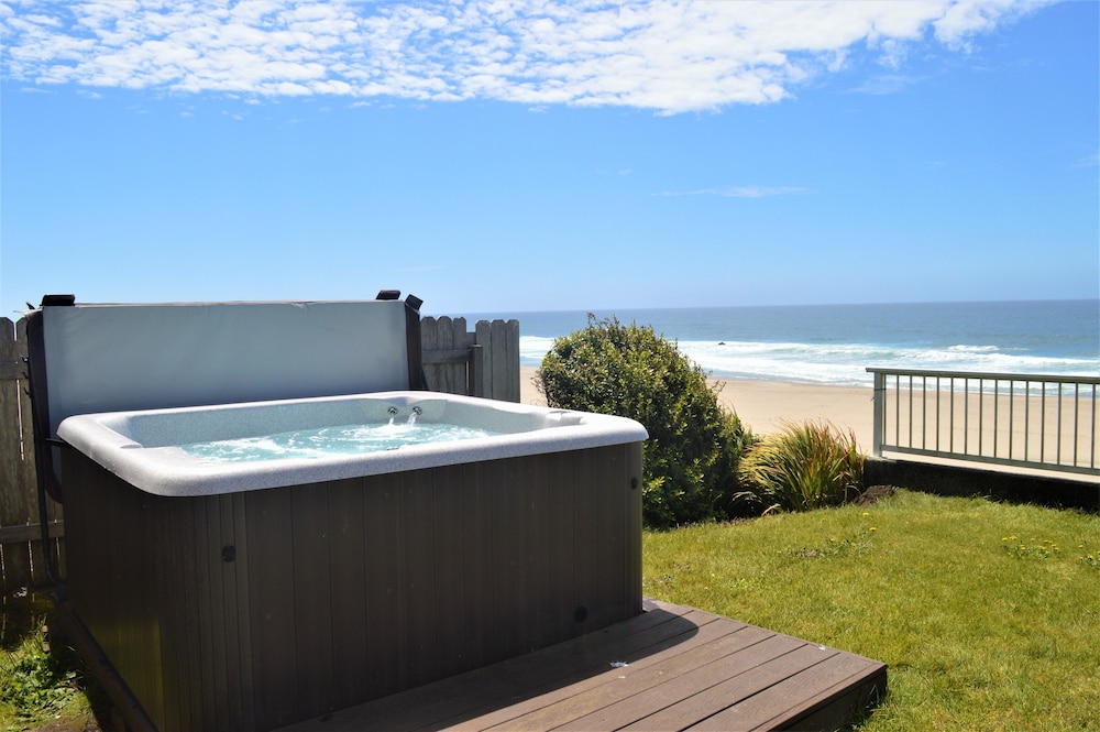 On the Beachfront Vacation Rentals
