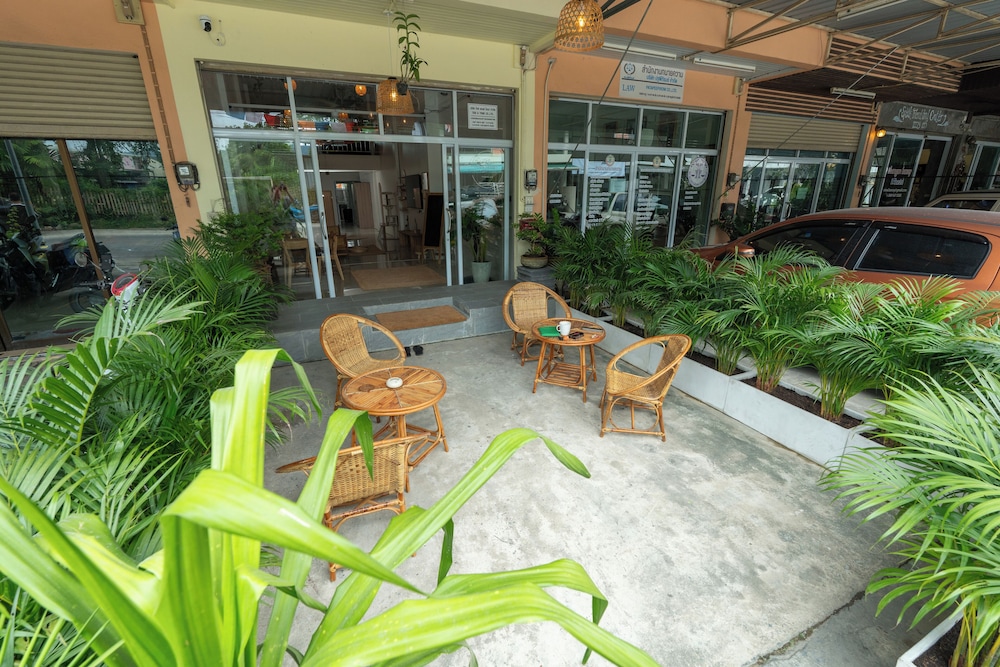 Tibe & Tribe Phangan Hostel