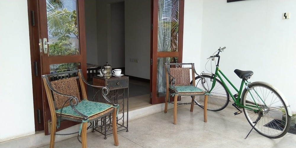 Negombo Holiday Home