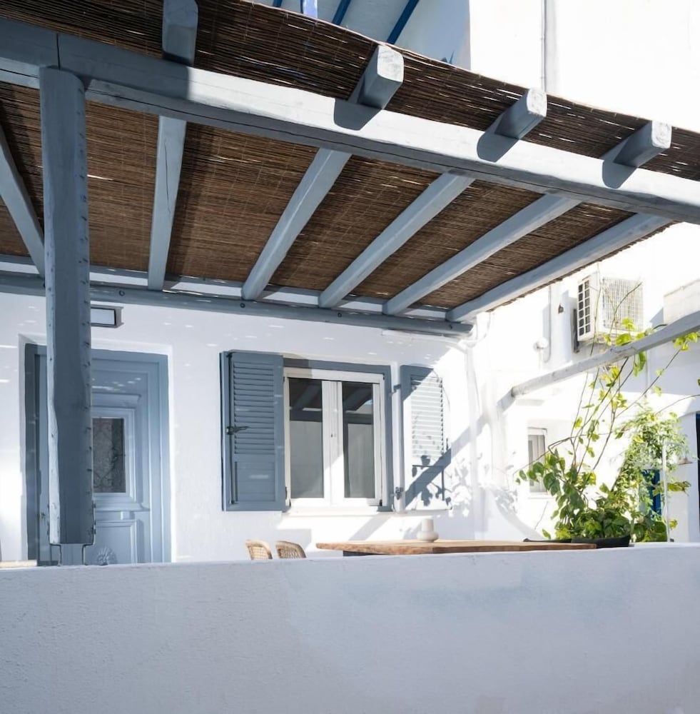 Loom Suite Ornos Mykonos