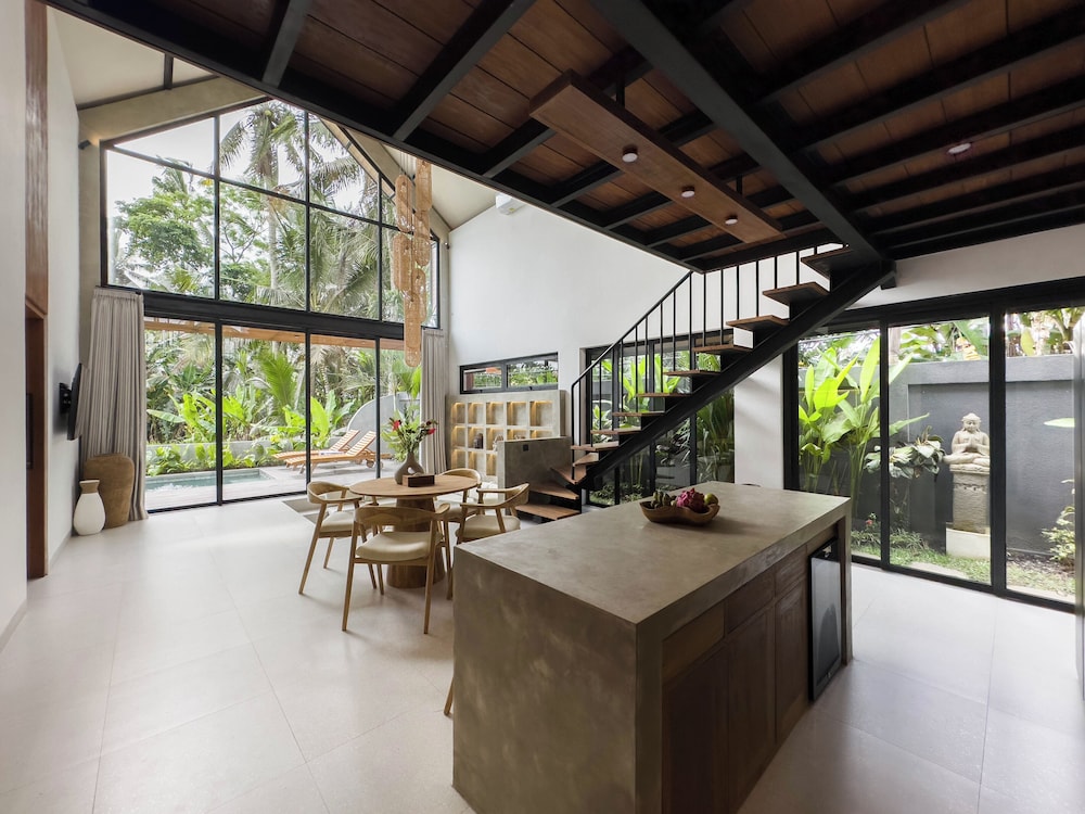 Sava Villa Ubud Rice Fields View