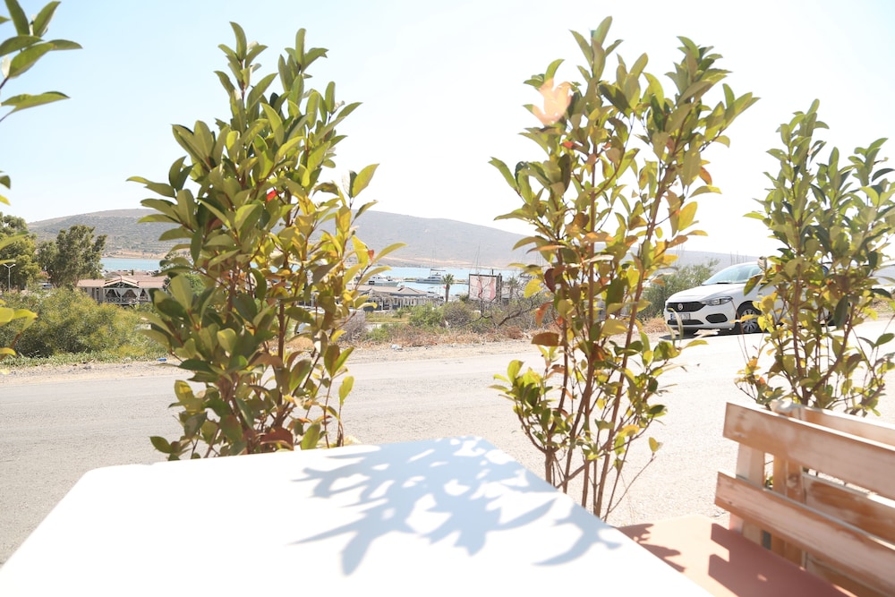 Parva Port Alaçatı - Image 21