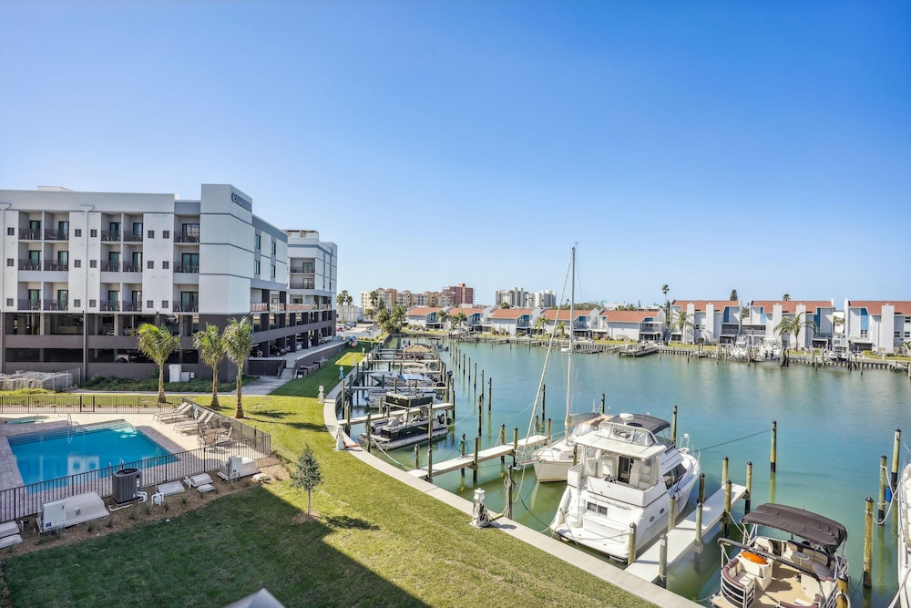 The Harbor Condo 305 - Premier