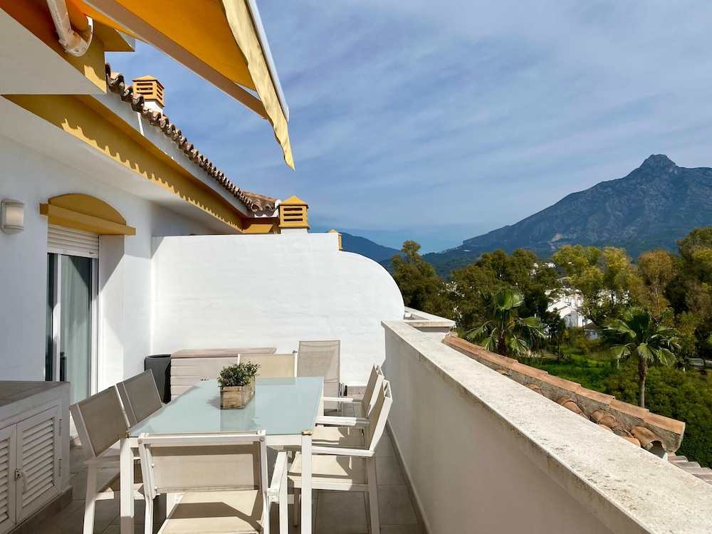 Exceptional Views - Dama de Noche 1 Bedroom Penthouse