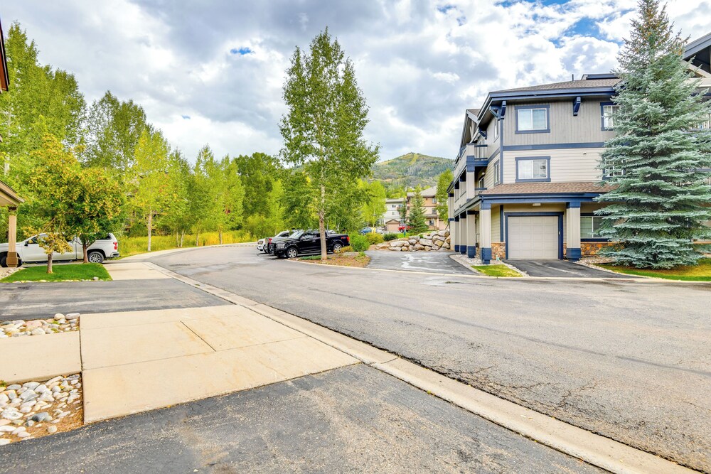 Hotel Condo w/ Mtn View < 1 Mi to Steamboat Resort! - Image 1