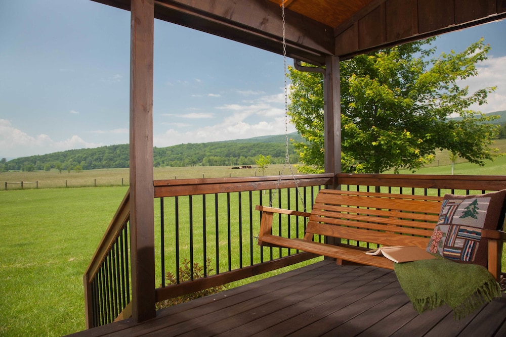 Fort Lewis Lodge